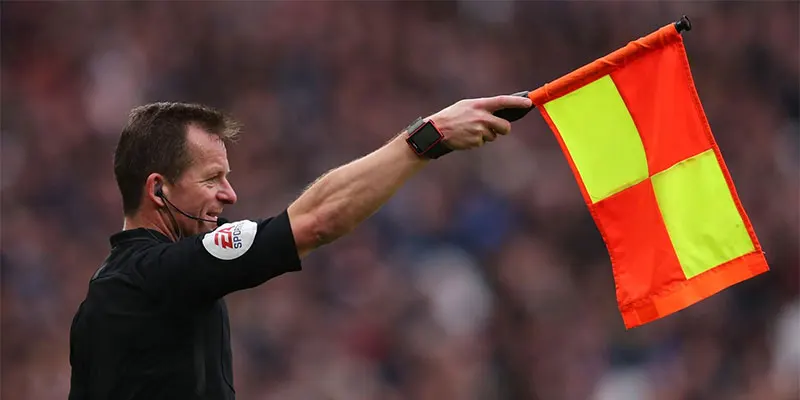 Giải mã offside là gì